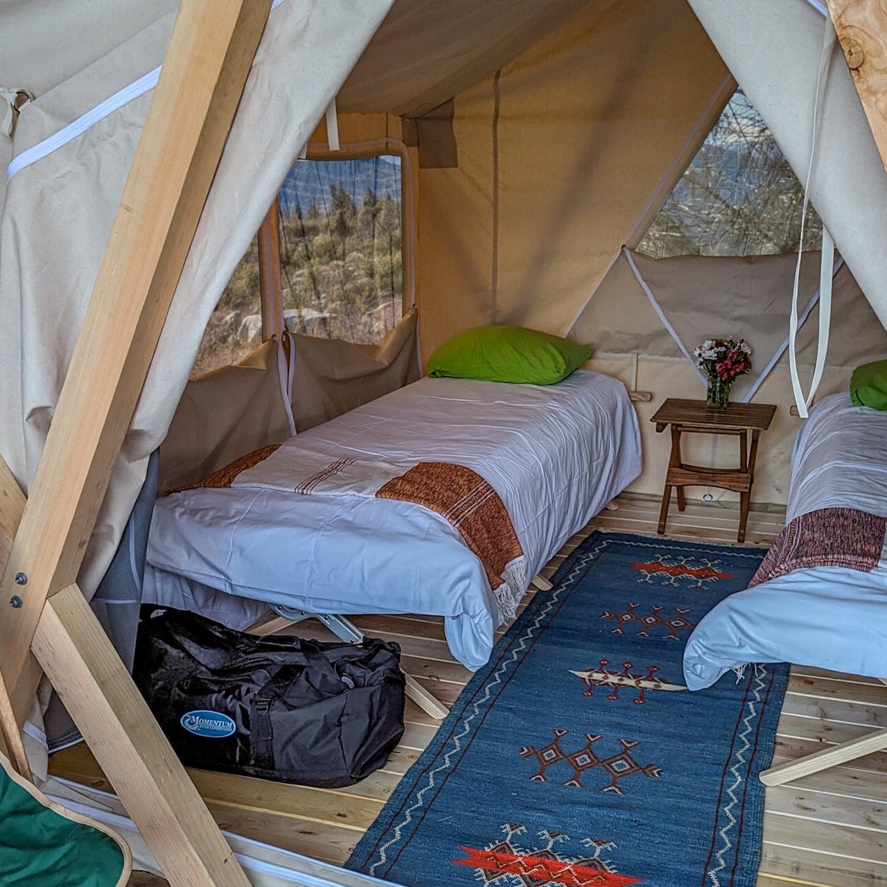 Momentum River Expeditions logo